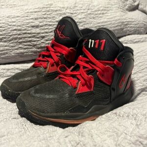 Kyrie Infinity (Bred GS)
